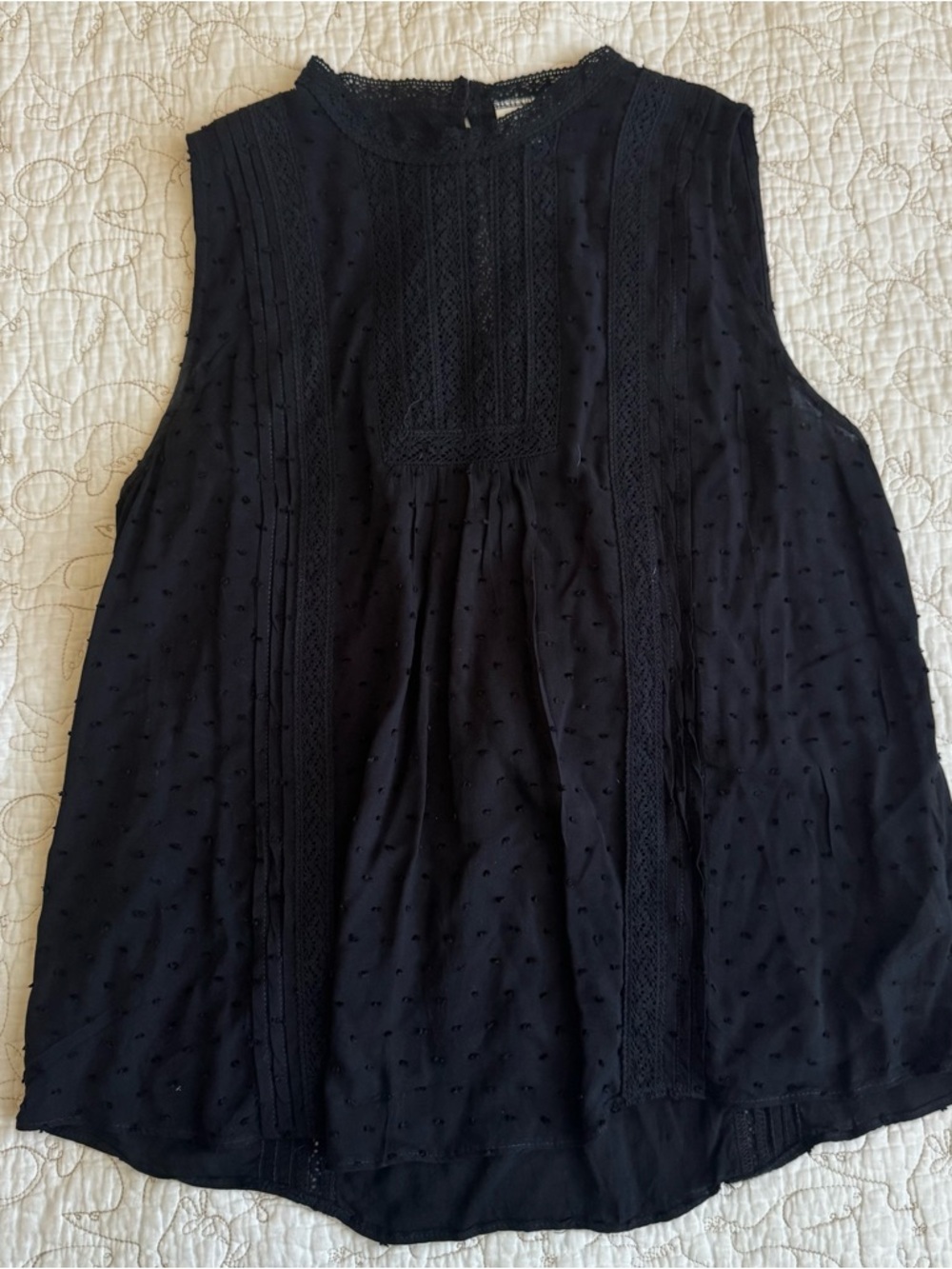 GAP Black Sleeveless Swiss Dot Lace-Trim Camisole